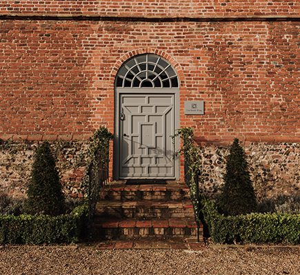 The walled garden at Oxnead Hall offers lots of beautiful photo opportunties for your Norfolk wedding